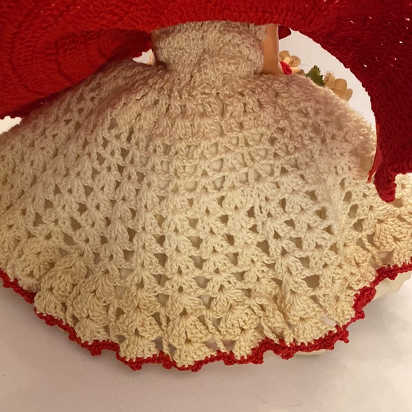 🎉HP🎉 - 3 VINTAGE 1950’s PLASTIC DOLLS with CROCHET DRESSES - Picture 10 of 16